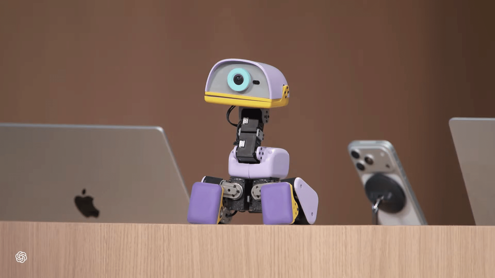 小さなロボットのデモ